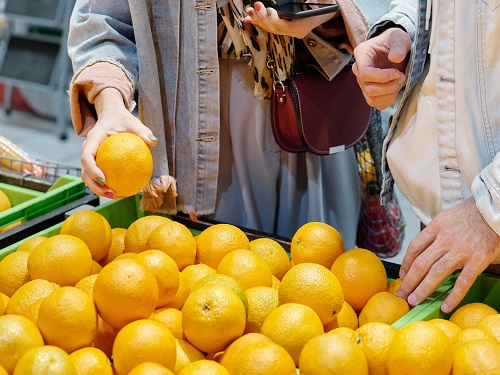 Sustainability : Tesco And Asda To Trial ‘Extra Skin’ Technology To Extend Fruit Shelf Life